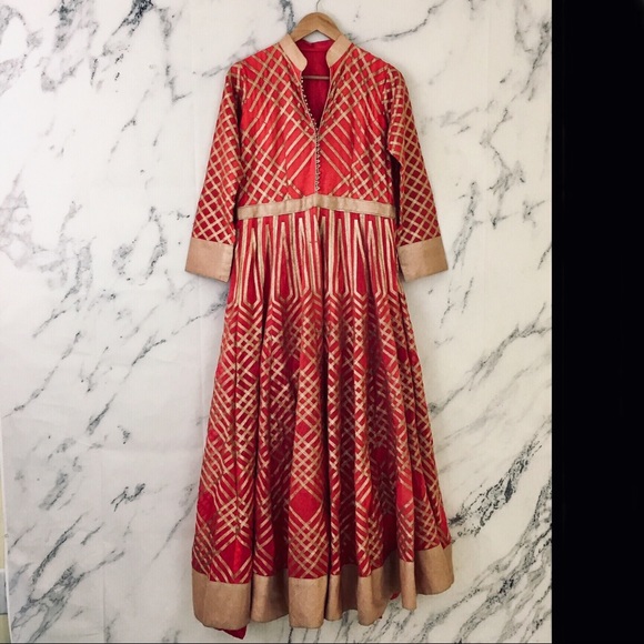 Handmade Middle Eastern Red Gold Gown Nehru Collar - Picture 6 of 7